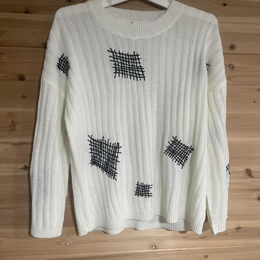 Boutique Soft Sweater Size M